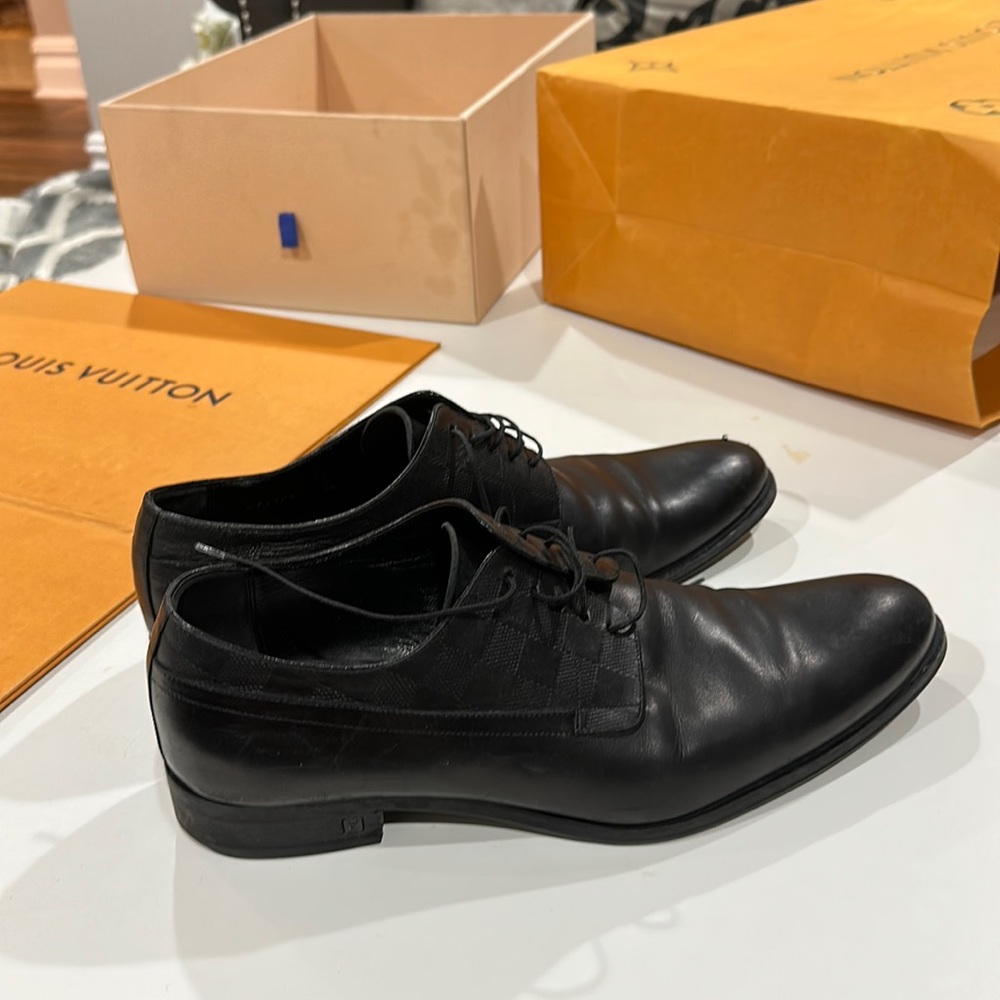Louis Vuitton dress shoes size 8.5